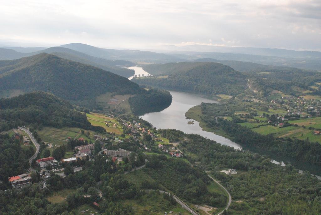 Noclegi Pod Bukowina Myczkowce Luaran gambar